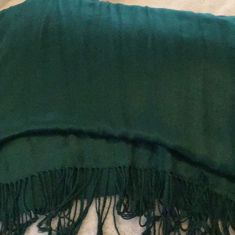 Women’s scarf